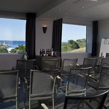 Les Jardins Du Cedre, Boutique & Gastronomie ポール・ヴァンドル