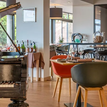 Les Jardins Du Cedre, Boutique & Gastronomie ポール・ヴァンドル