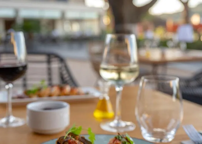 Hotel Les Jardins Du Cèdre 3*