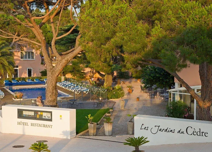 Les Jardins Du Cèdre Hotel 3*
