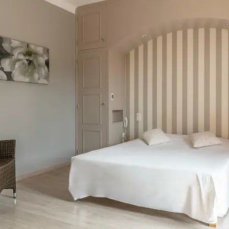 Les Jardins Du Cèdre Hotel