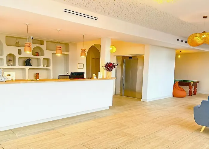 Les Jardins Du Cedre, Boutique & Gastronomie Hotel Port Vendres